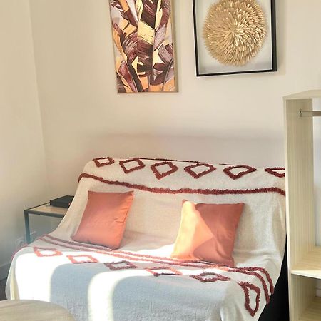 Charmant Studio A Poitiers Ngoại thất bức ảnh