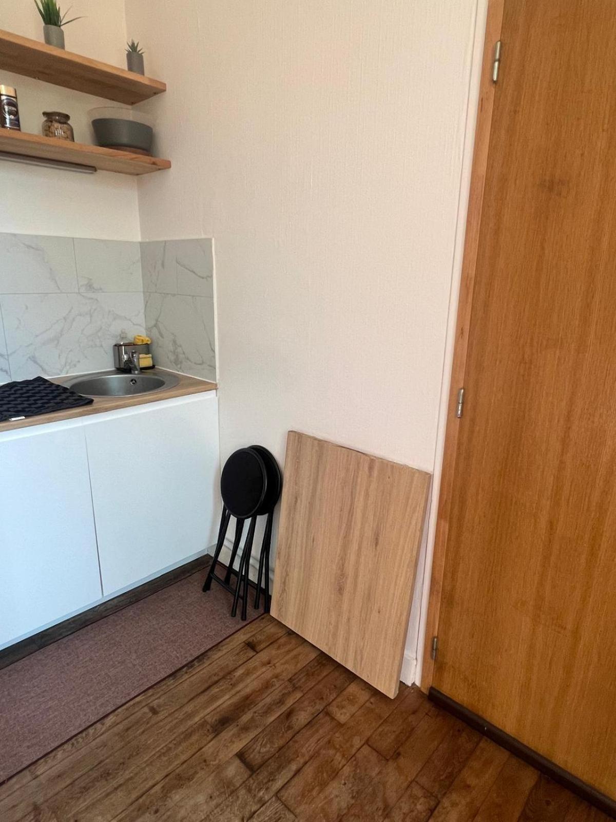 Charmant Studio A Poitiers Ngoại thất bức ảnh