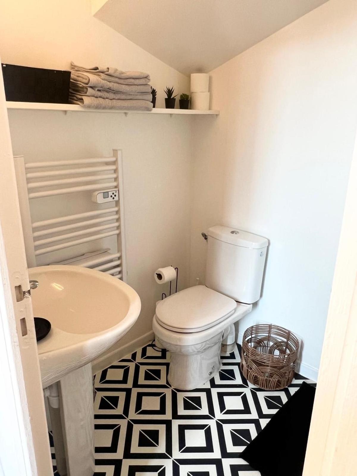 Charmant Studio A Poitiers Ngoại thất bức ảnh